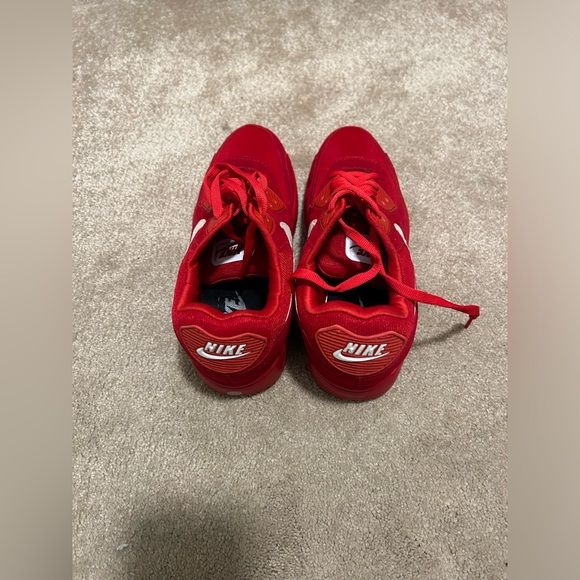 size 7 red nike sneakers! - Picture 2 of 4